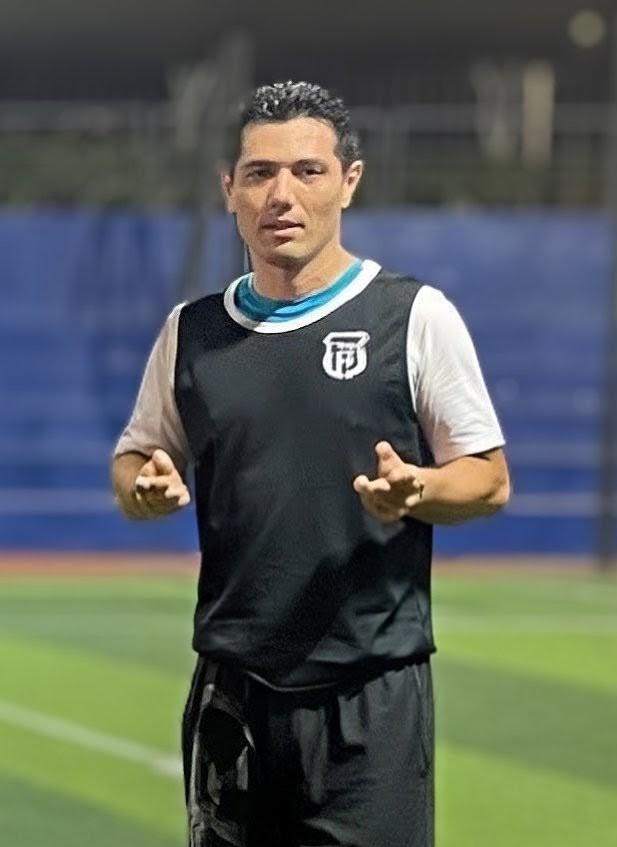 ENRIQUE CALLA (SAN MIGUEL)